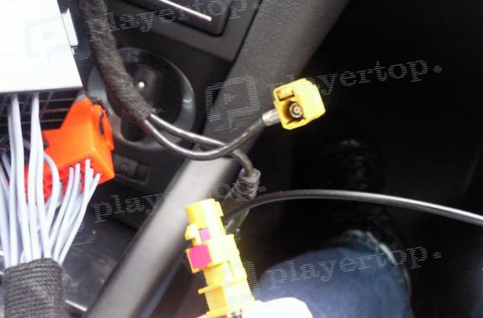 ᐈ Branchement antenne autoradio : Comment bien profiter de la radio dans  votre véhicule ? ⇒ Player Top ®